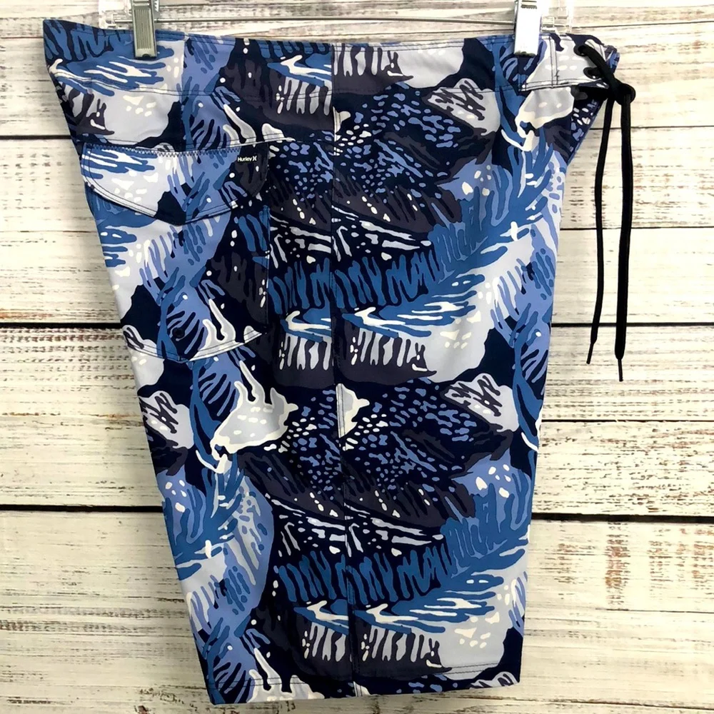 Hurley Men's Blue Patterned Board Shorts - Picture 3 of 15